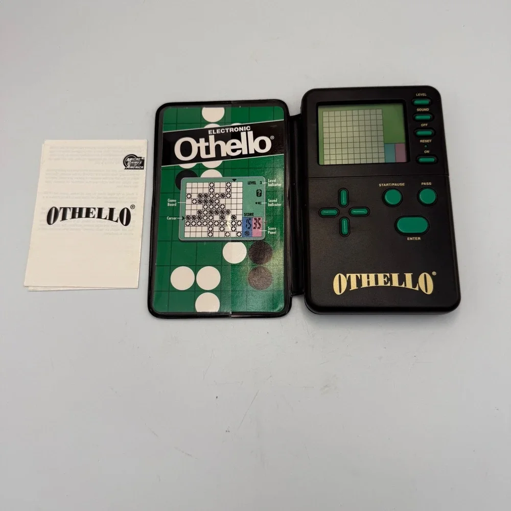 Vintage 1994 Electronic Othello Handheld Game Micro Games of America Tested